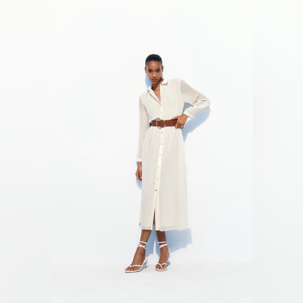 Zara Ecru Pleated Midi Dress with Belt. Size S